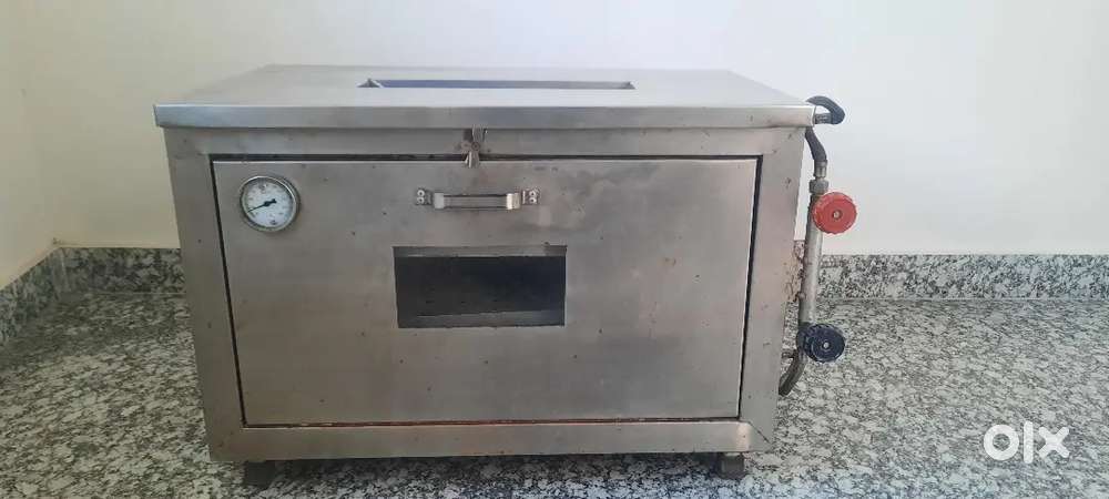 A gas  oven  that will be best for your bake