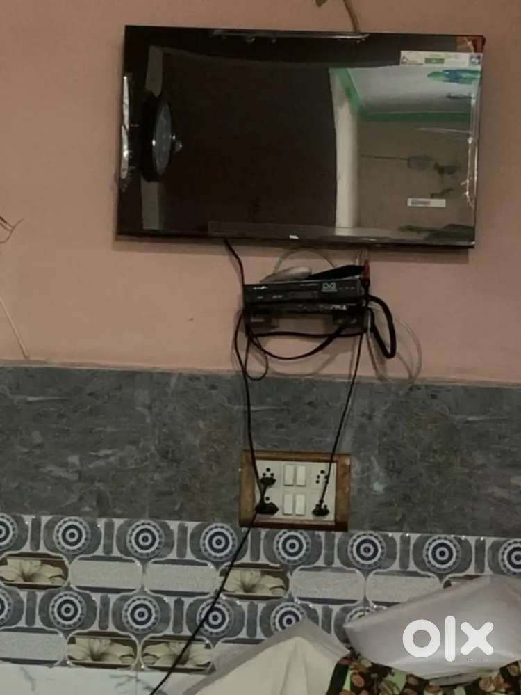 TCL tv 32 inch