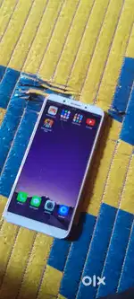 Oppo a83 mobile phone best condition