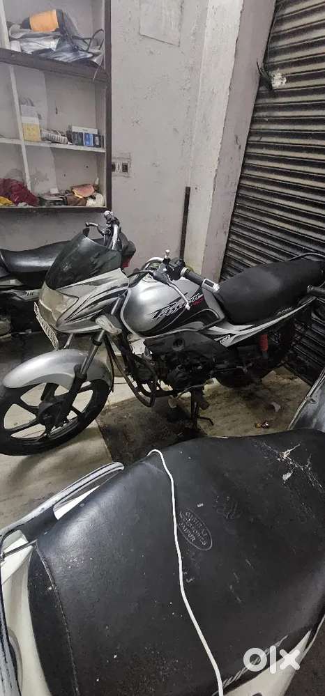 Showroom condition all original ghadi me koi kami nhi 1st owner