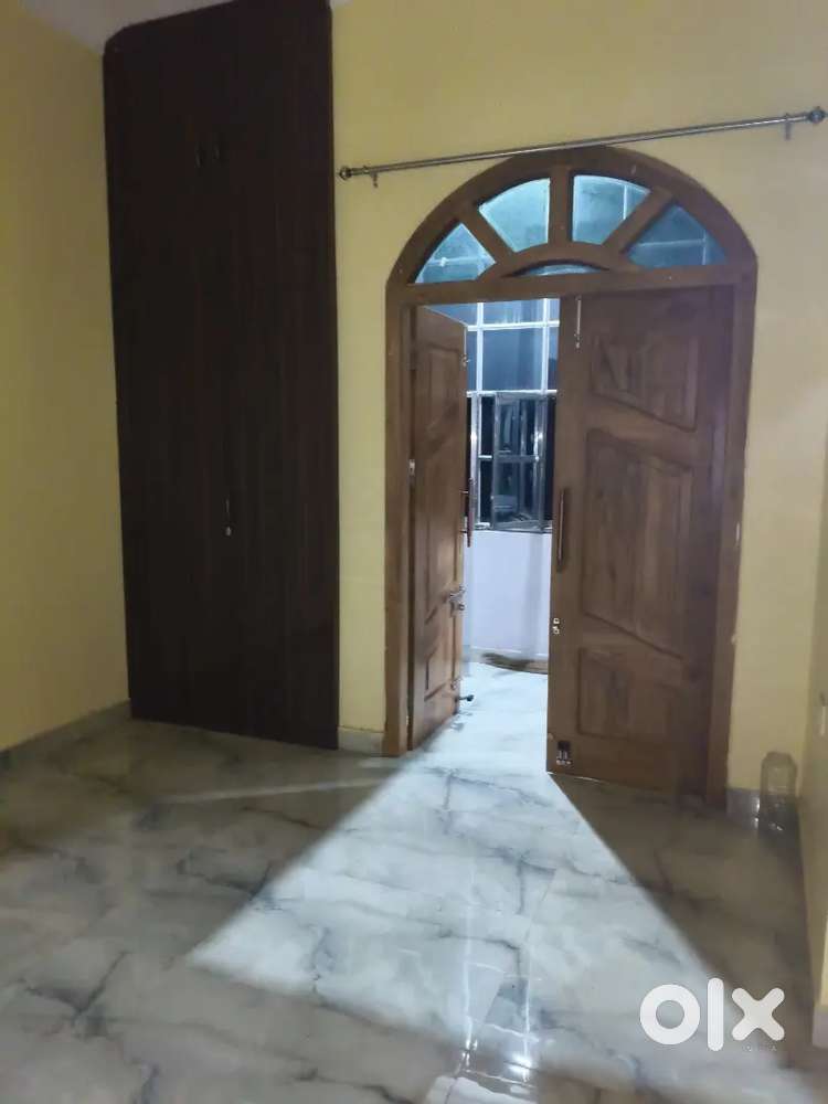 2 room , kitchen , hall , balcony , 2 washroom.