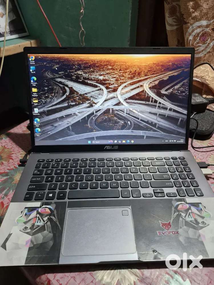 Asus VivoBook 15 - Ryzen 5 5500U  8GB RAM 1TB HDD
