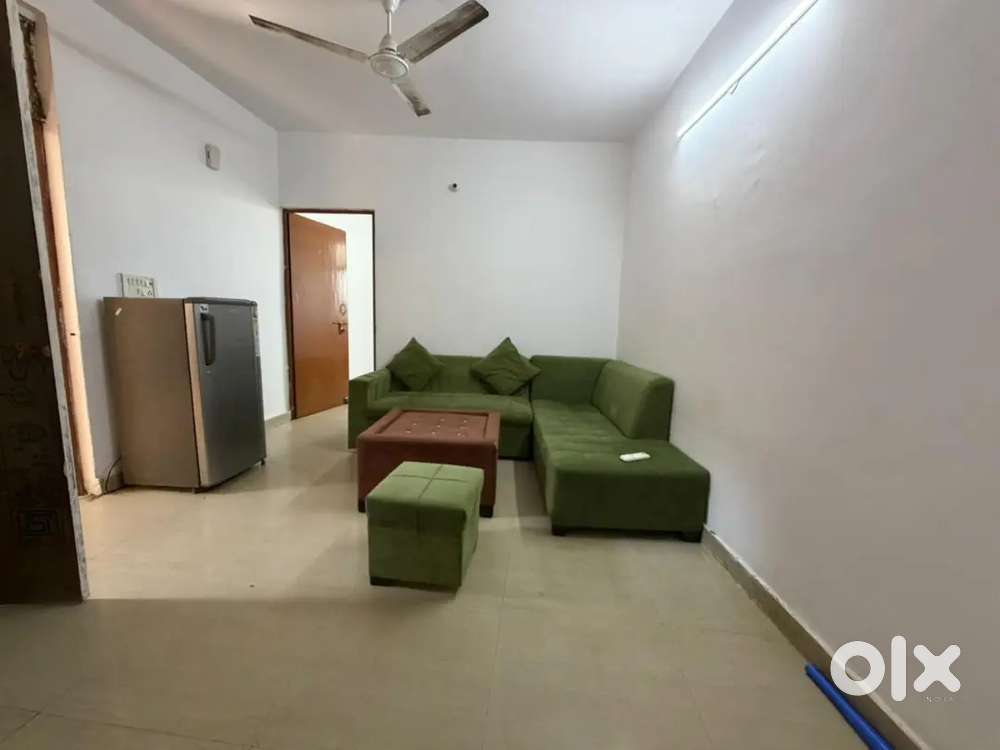 1bhk builder floor in saket