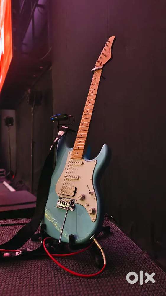 FGN Odesssy Guitar - perfect condition