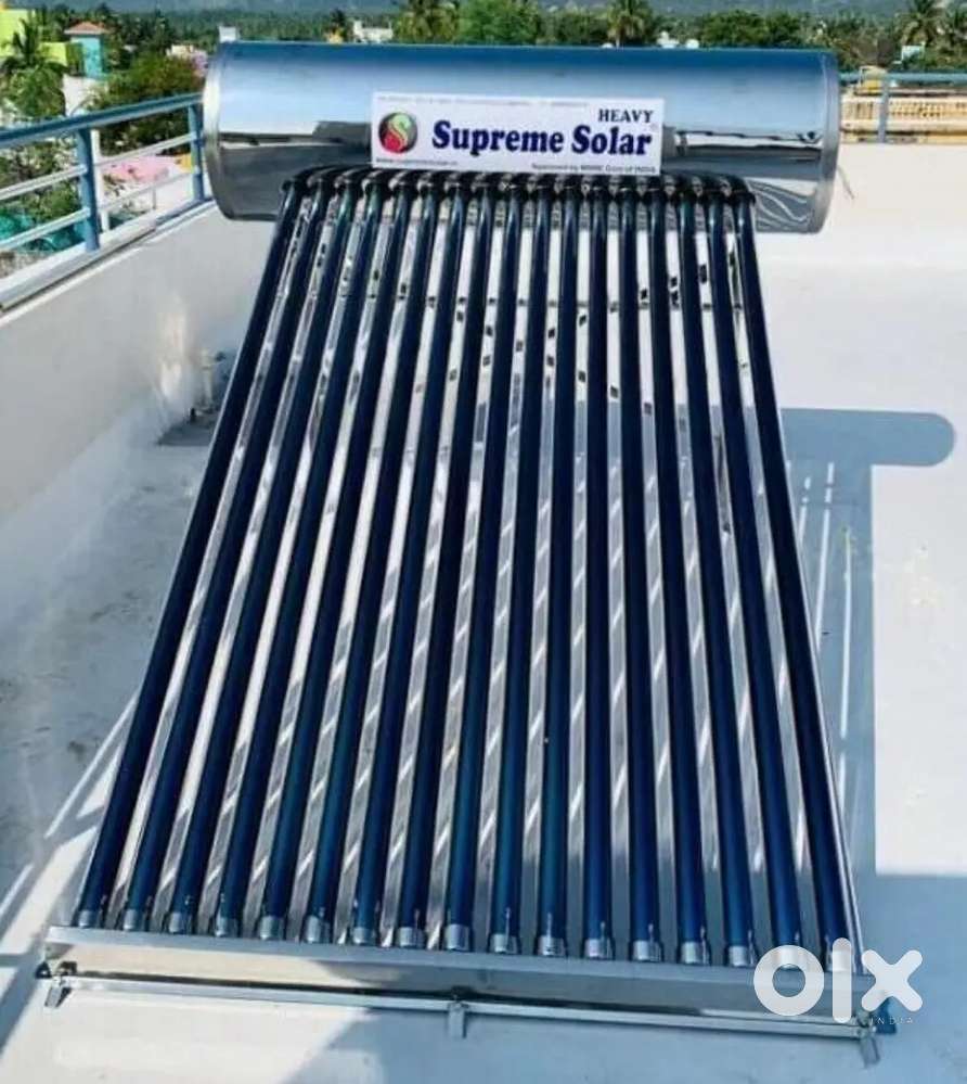 Solar water heater 200 litter capacity.8000