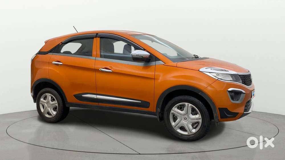Tata Nexon 1.2 Revotron XMA, 2018, Petrol
