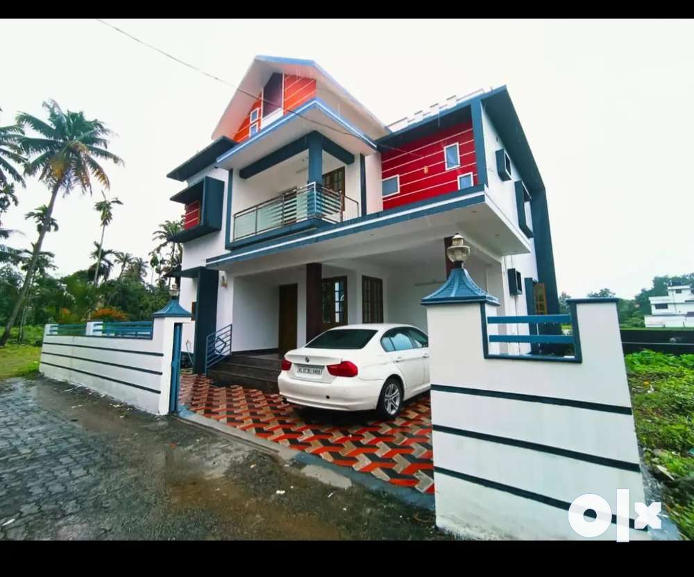 Kakkanad thevakkal 3 year old house for sale 4.400 cent 75 lakhs negot