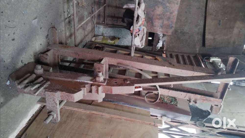 Welding and fabrication machineries