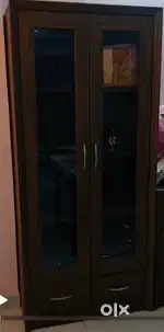 Crockery unit