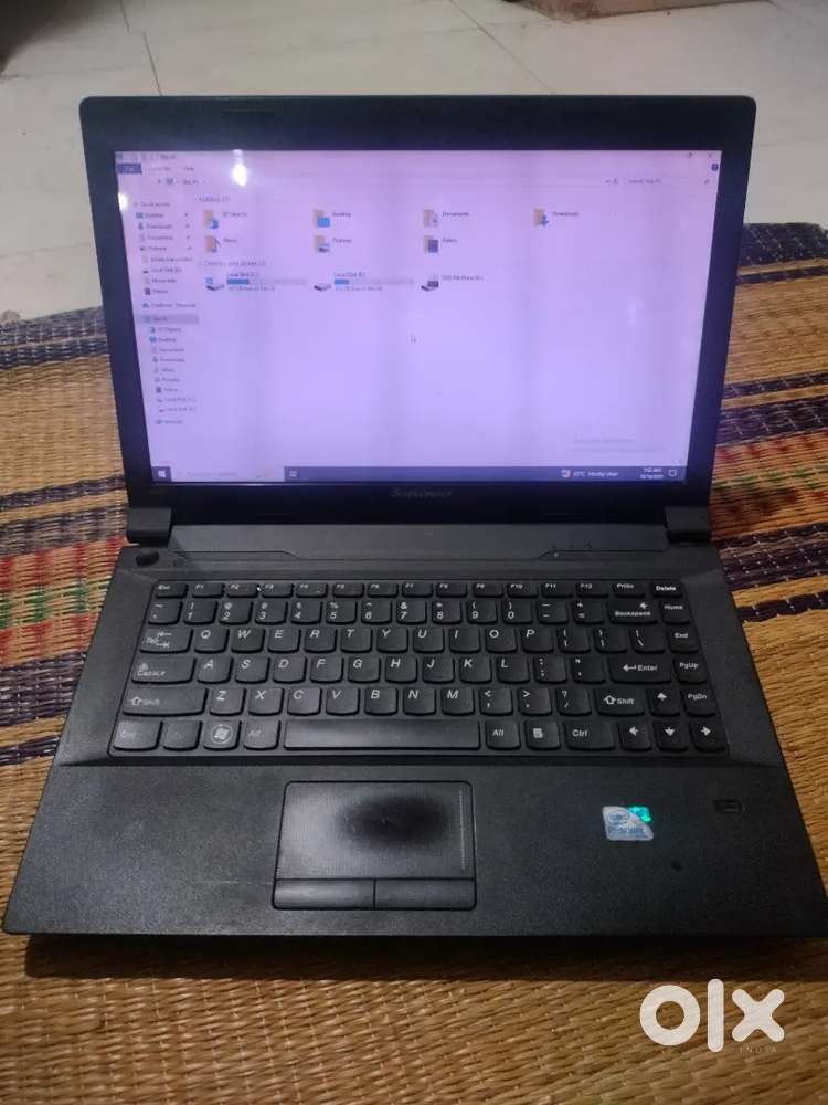 Lenovo B490 laptop for sale + Charger and 6gb ram and 500 gb hardisk
