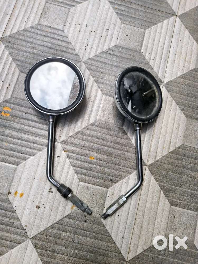 Access 125 mirror