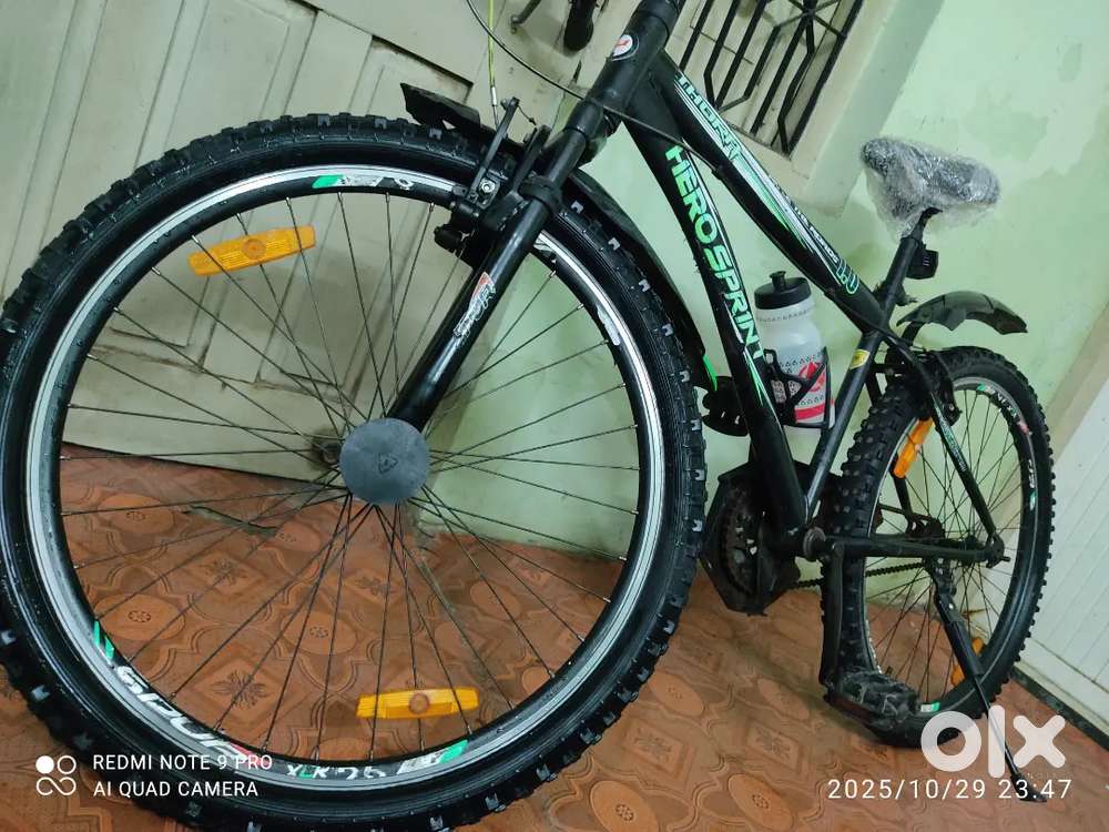 Hero sprint thorn 2.0 Fat tyre,alloy rims suspension,MTB sportz,26inch