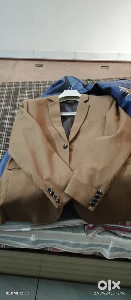 ब्लैजर 42/camel colour,blue,check browm