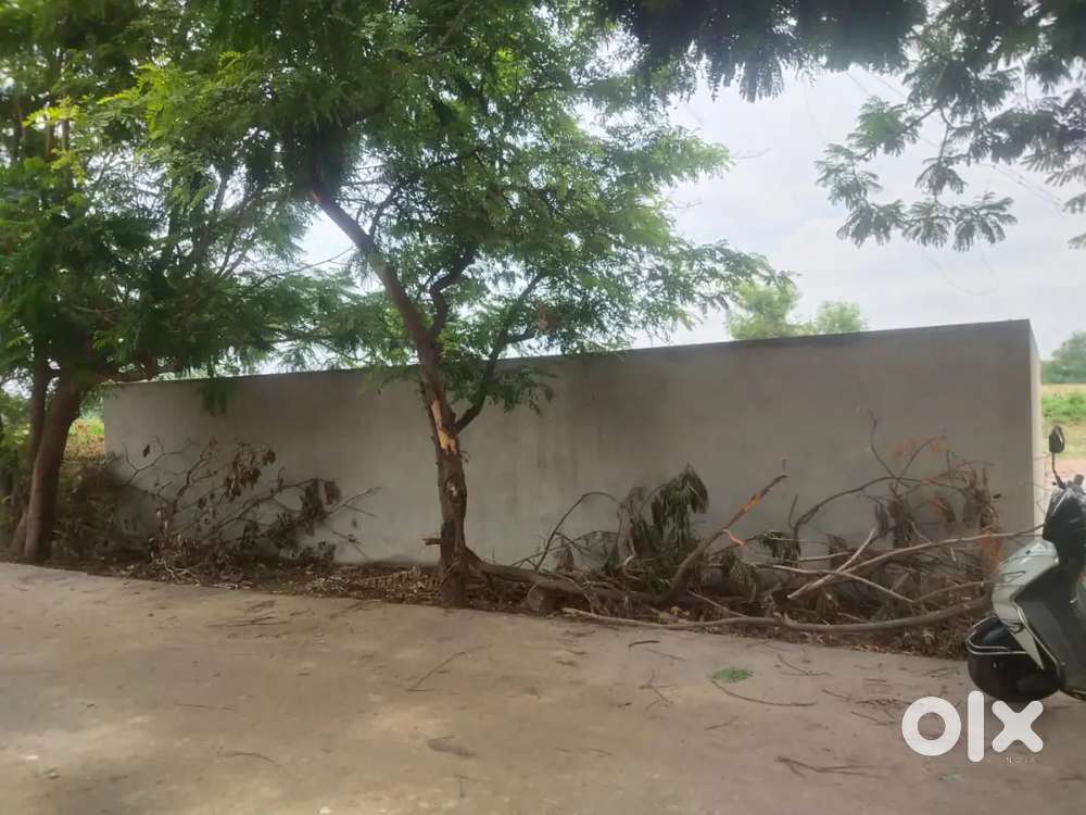 Andral, beside amma steel with compound