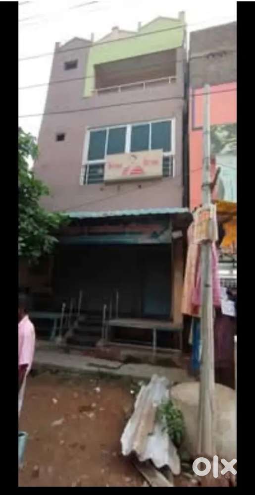 Shop and house for rent