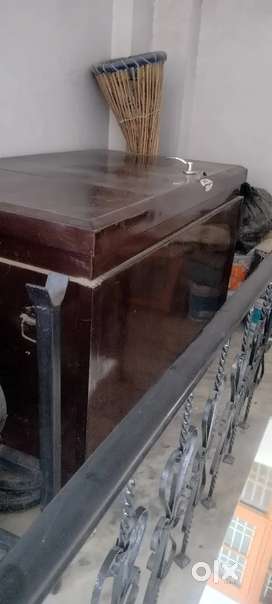 Steel trunk box