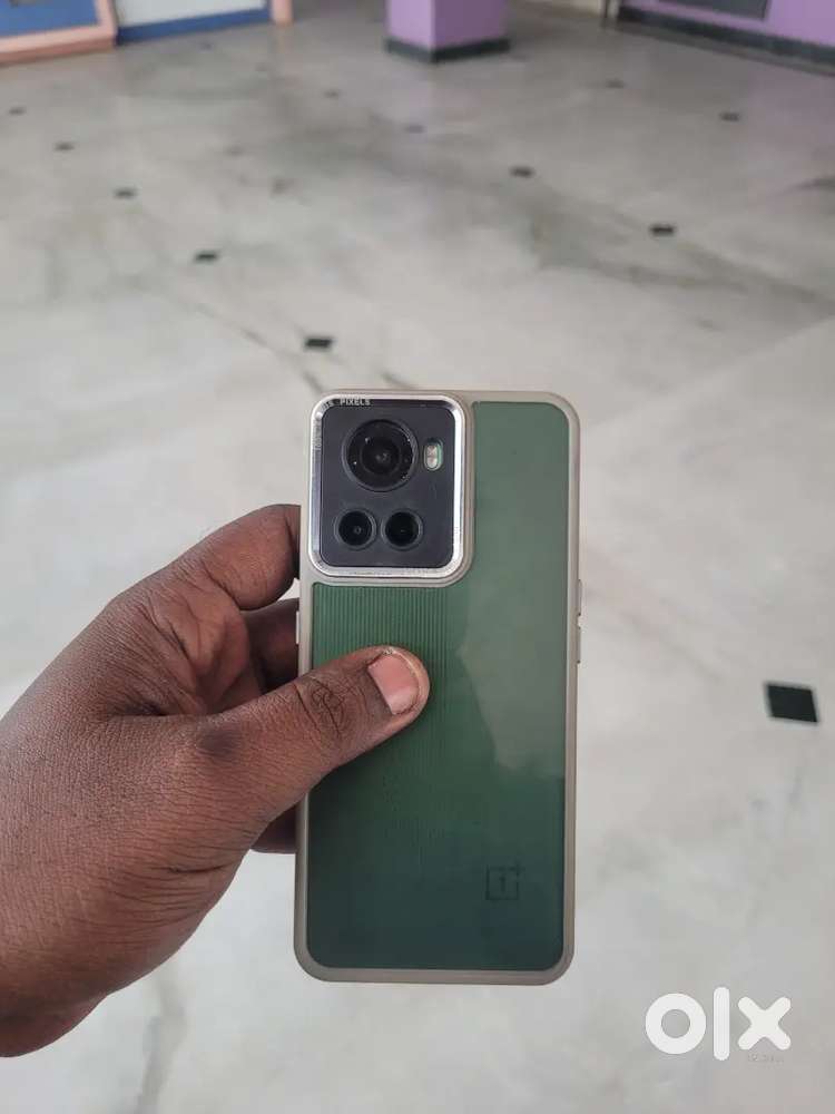 One plus10r 5G 8GB 128Gb box full kit