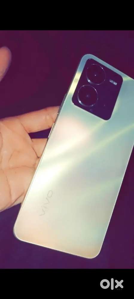 Good condition mobile with box