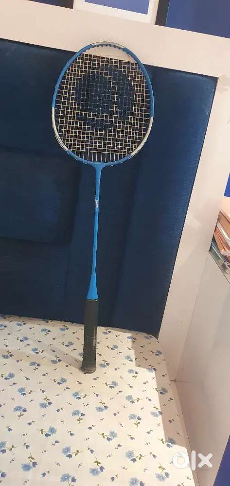 Badminton racket