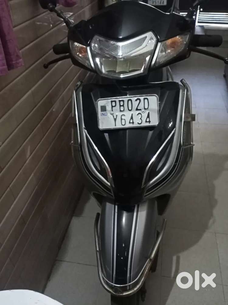 My activa Honda showroom condsan colour salvear black