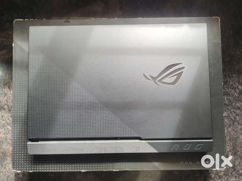 ASUS ROG Strix G17 

Ryzen 7 

RTX 3050Ti 

16GB 

1TB SSD