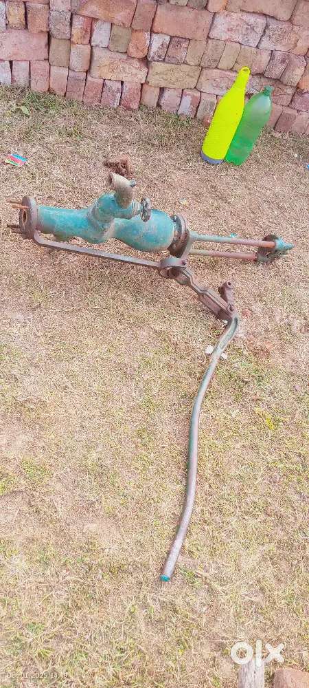 Hand pump bachna he