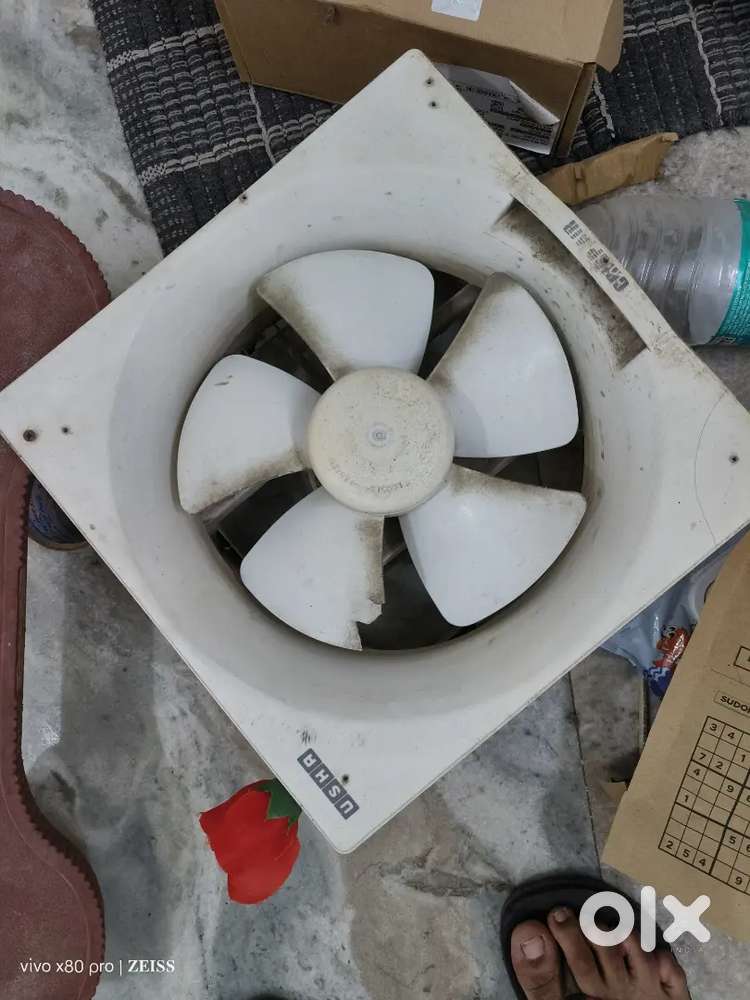 USHA Exaust Fan and Fridge Stand