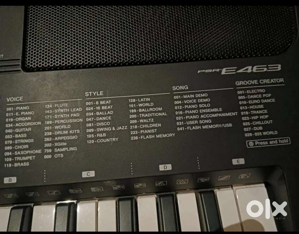 Yamaha keyboard  model PSR E463