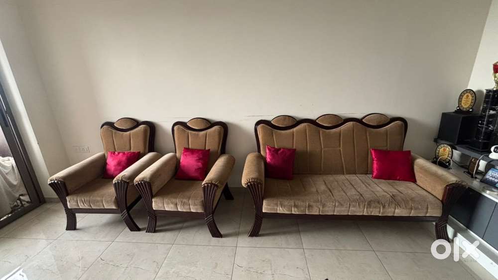 Sofa set 3+1+1