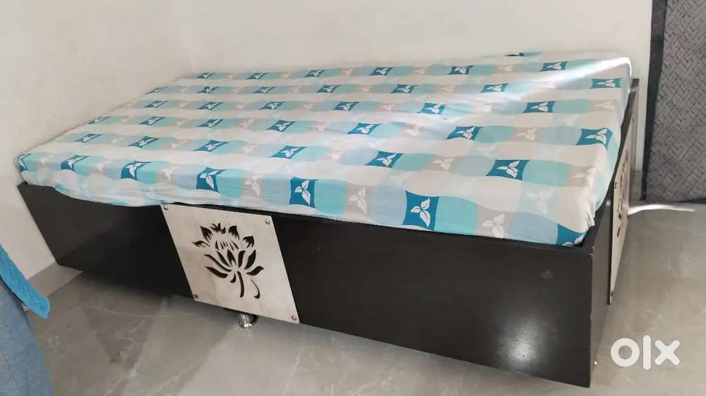 Single modular bed