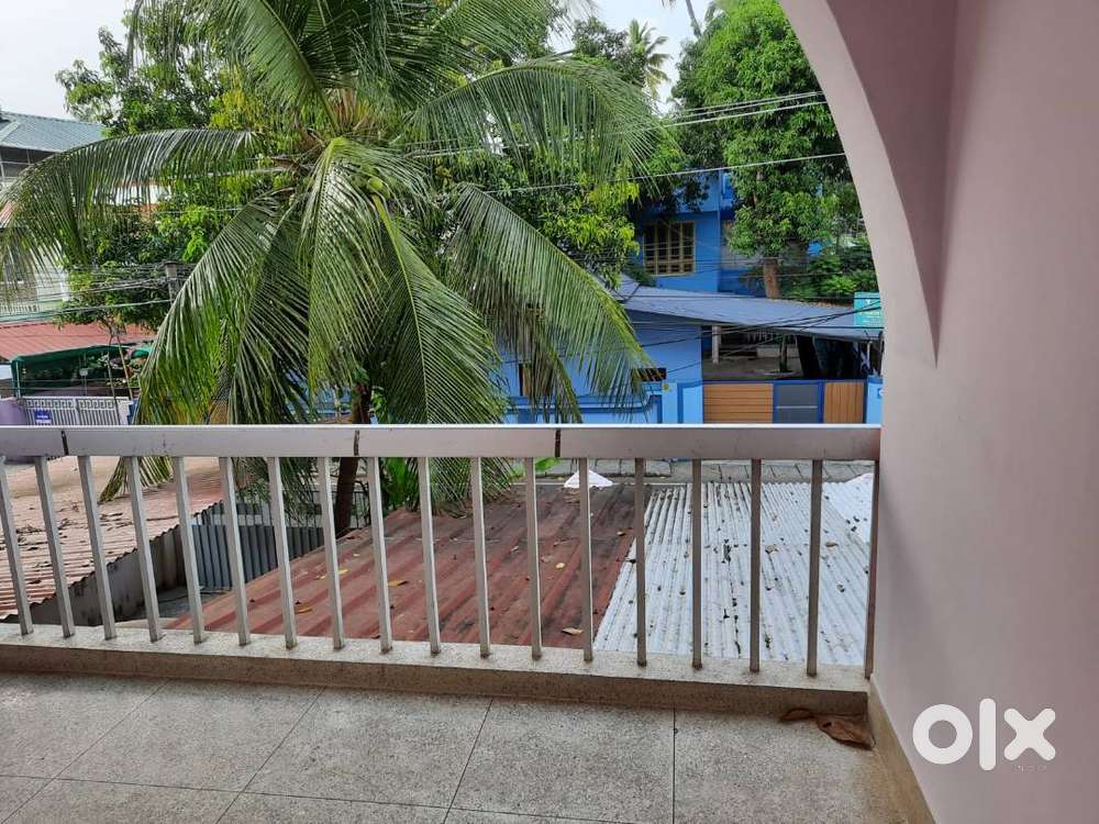 No Brokerage - 2 BHK for Rent Near Attukal Devi Temple