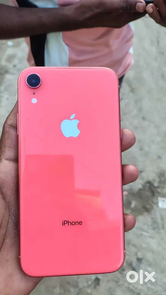 New iphone xr battery  78%hai