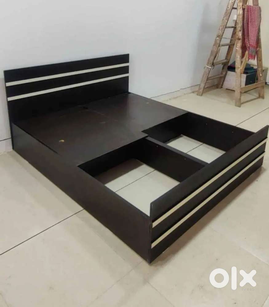 BRAND NEW SEMI STORAGE BED 5*6