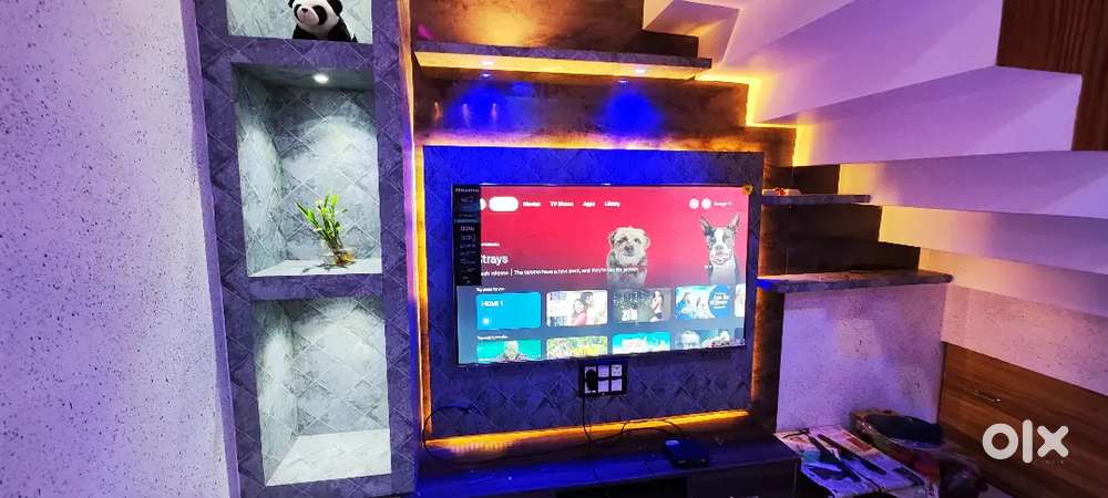 Brand new 42 led smart tv with warranty installation