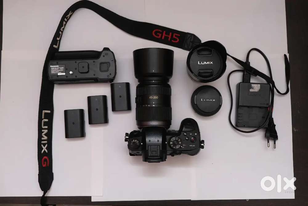 PANASONIC GH5 BODY, 3 LENSES, 3 BATTERIES, BATTERY GRIP, AND STRAP