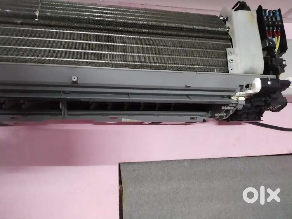 Assistant technician (A/C)