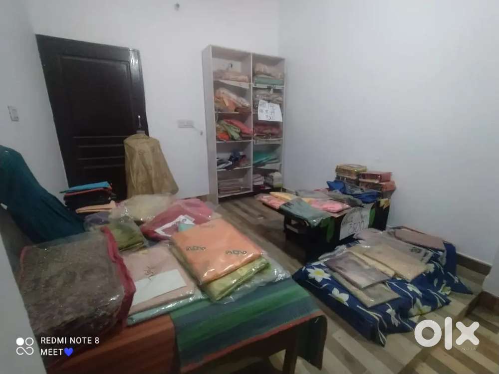 Shop With or Without Godown Available with Racks