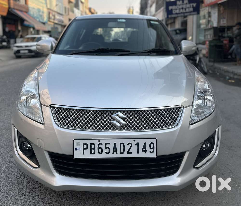 Maruti Suzuki Swift VXI, 2015, Petrol