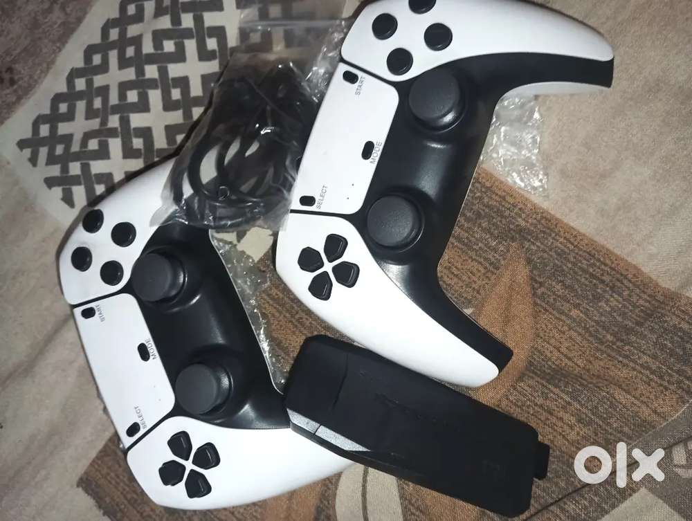 2.4G wireless controller game pad