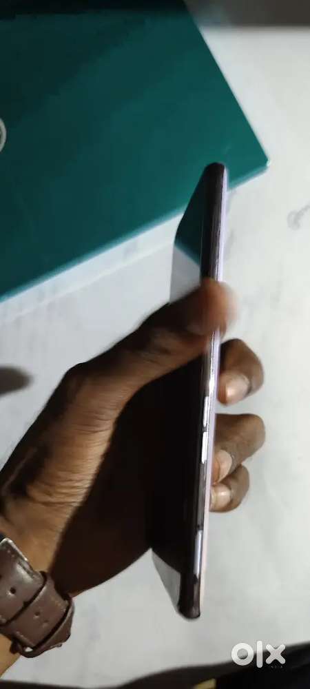 Realme 9se 5g with orginal 33 watt voac charger
