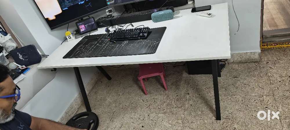 Ikea Office / laptop table 160cms /80 cms
