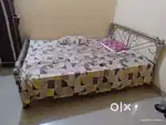 I'm shifting in other place... that's why I Want to sell my bed..