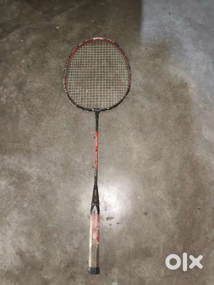 Badminton racket