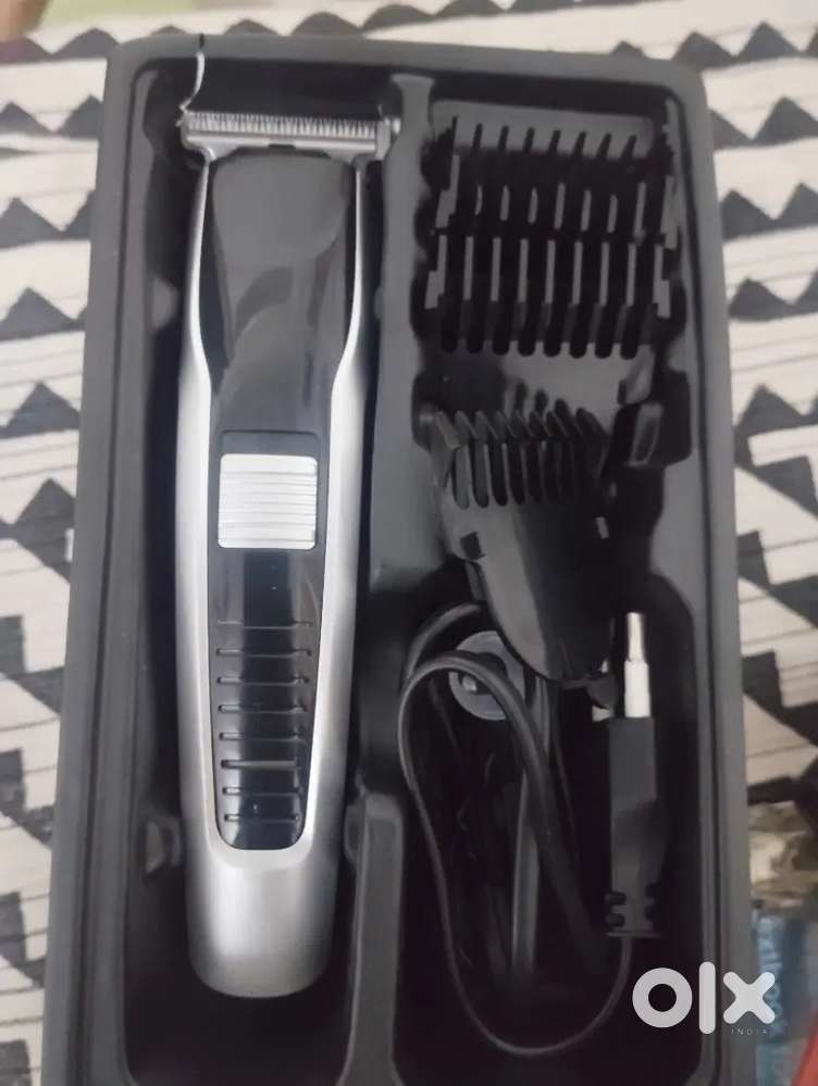 Hair trimmer
