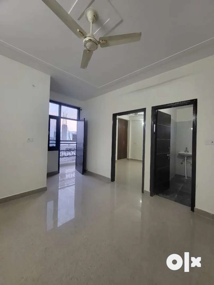 1bhk available for rent in chhatarpur gated society.