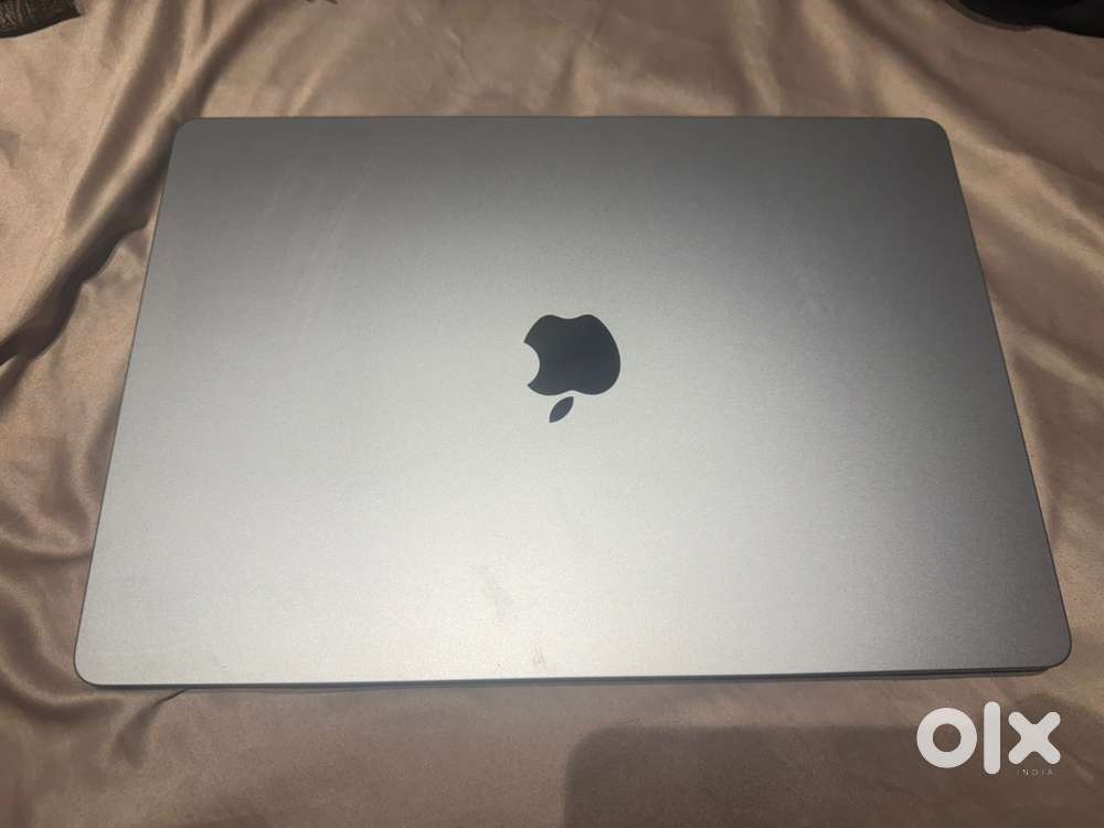 Macbook air m3 15.3 inch