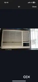Selling Hitachi 1.5 ton Inverter AC at discount