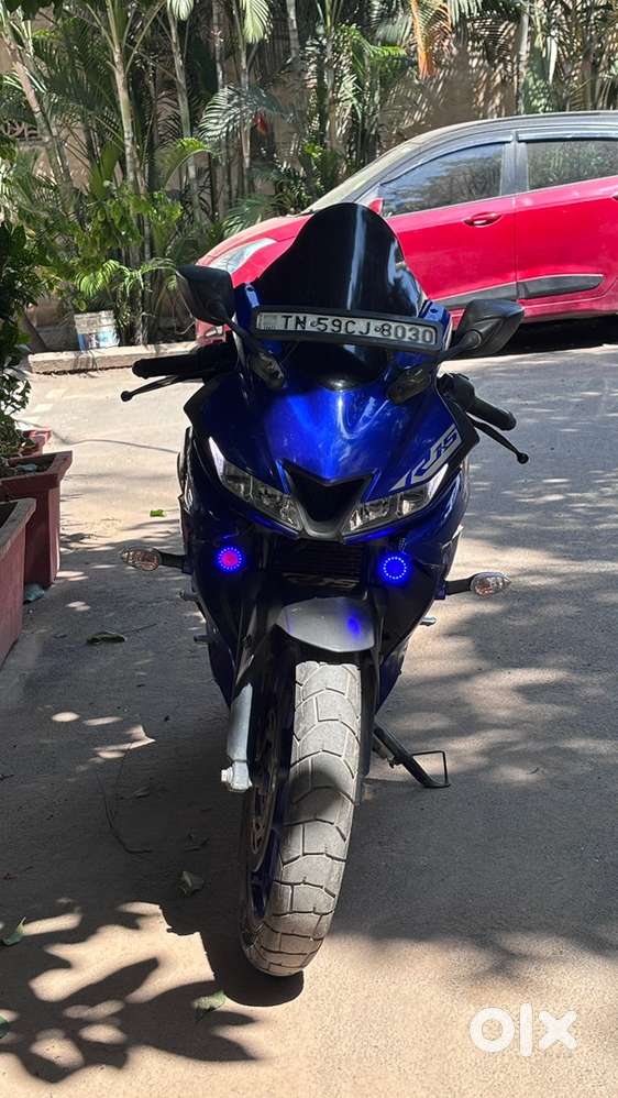 R15 v3 Bs6 lite used vehicle