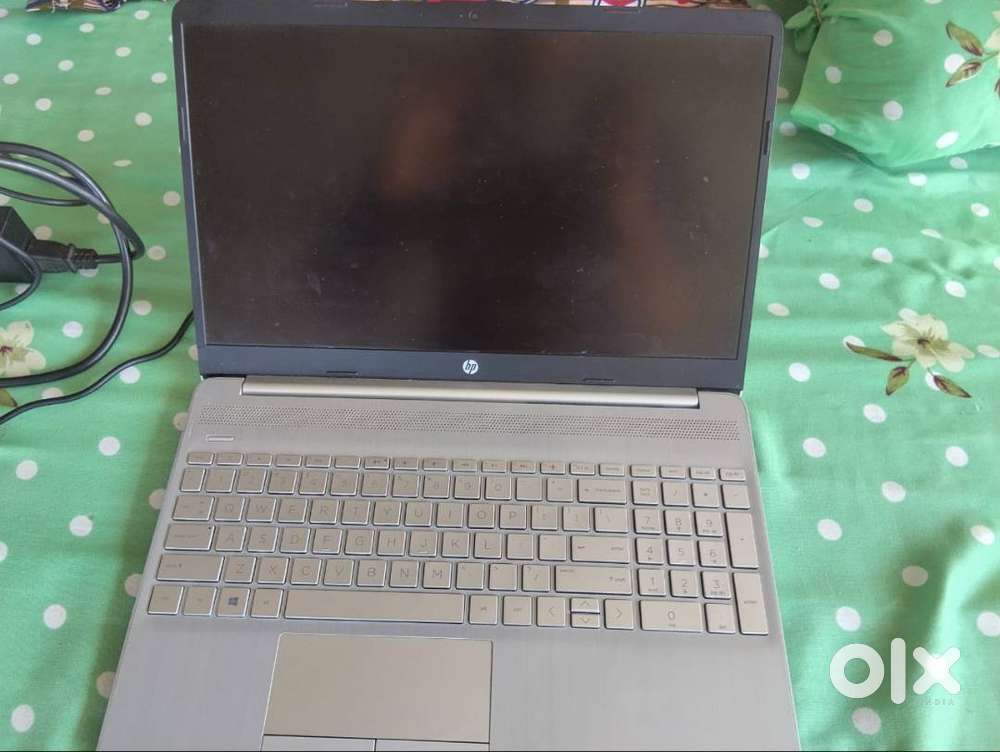 HP 15s Ryzen 3 Laptop (8GB/1TB HDD + 256GB SSD/Windows 11) – Excellent