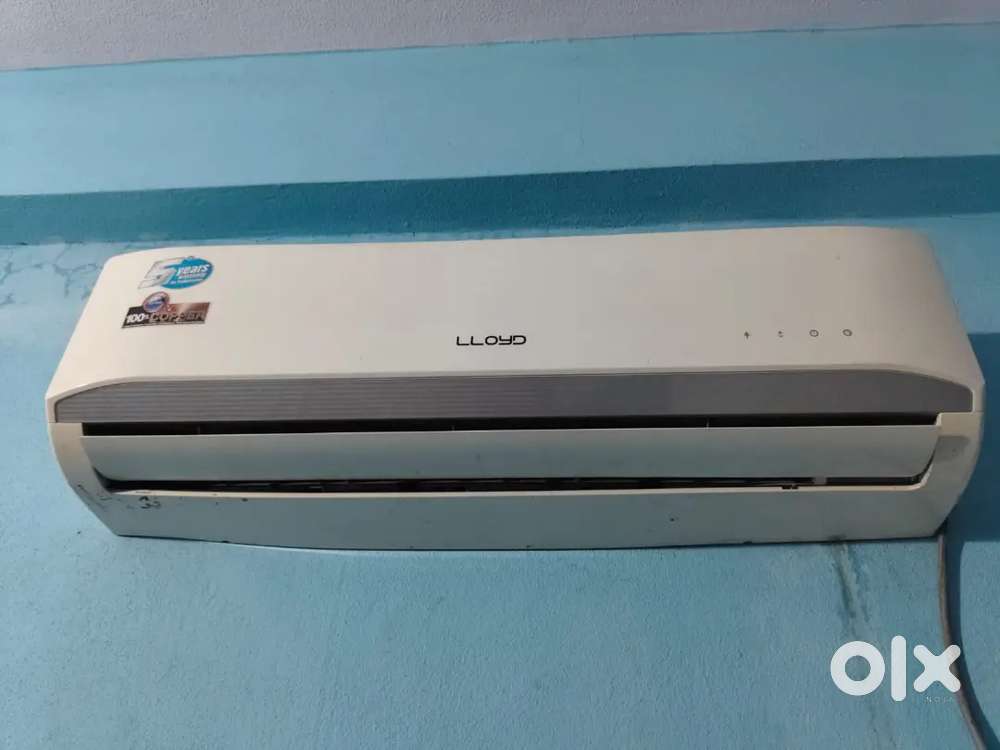 Lloyd 1.5ton ac running condition
